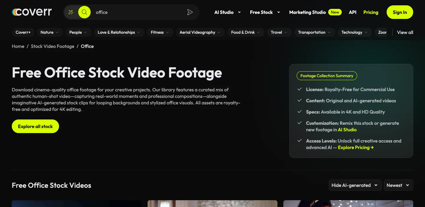 Coverr、Videezy 免費影片素材下載教學:可商用嗎?授權與標註一次看懂 2 Coverr 的 office 分類頁,右側摘要標示授權為免版稅可商用,影片清單右上角有「Hide AI-generated」篩選